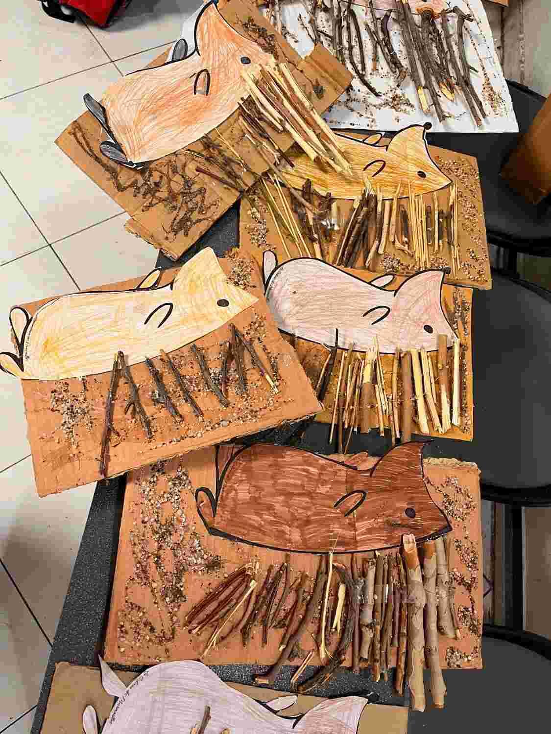 کاردستی جذاب کودکانه دوستی با طبیعت به صورت پروژه ی کادرستی انجام شد.